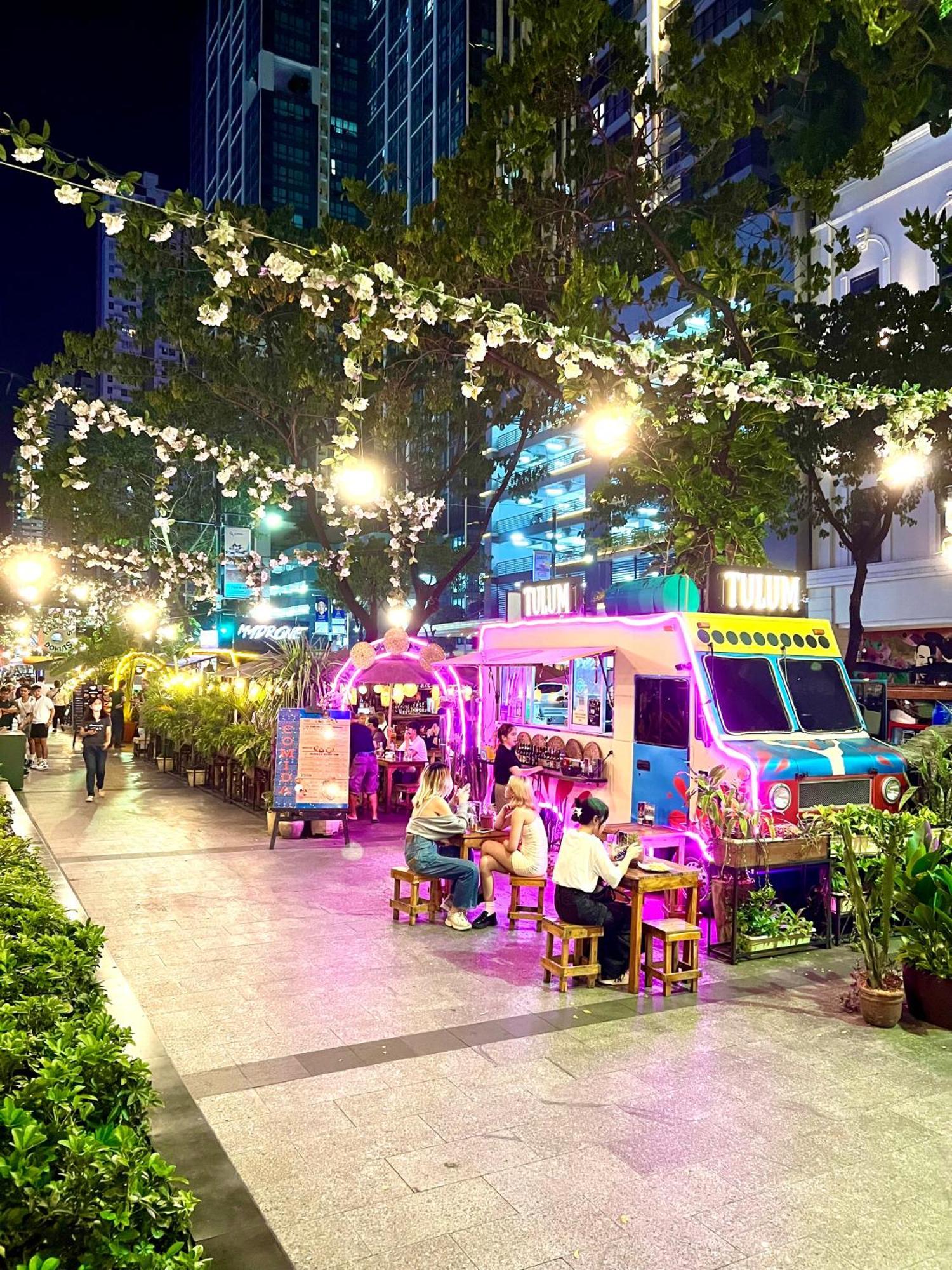 Daniella's Modern & Cozy In Uptown Bgc * Manila