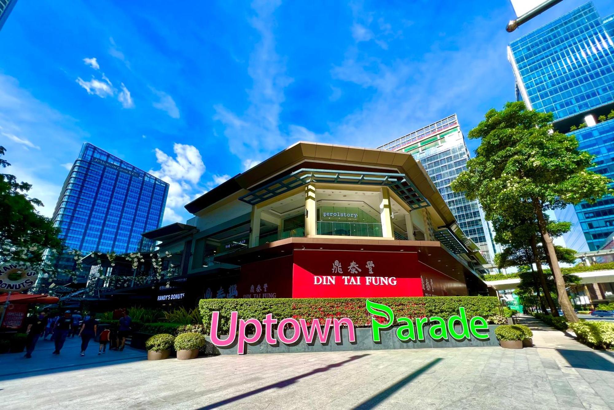 Daniella's Modern & Cozy In Uptown Bgc